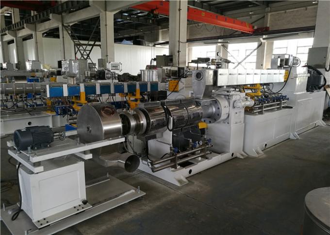 93mm / 200mm Twin Screw Extruder Machine Air Cooling Die Face Cutting Way