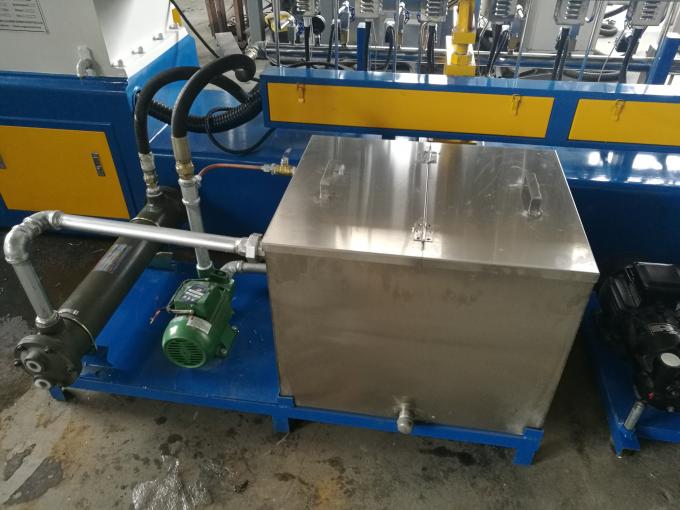 Peza Devo Plasta Peleto Faranta Maŝinon , Eps Pelletizing Maŝino 11kw Motoro