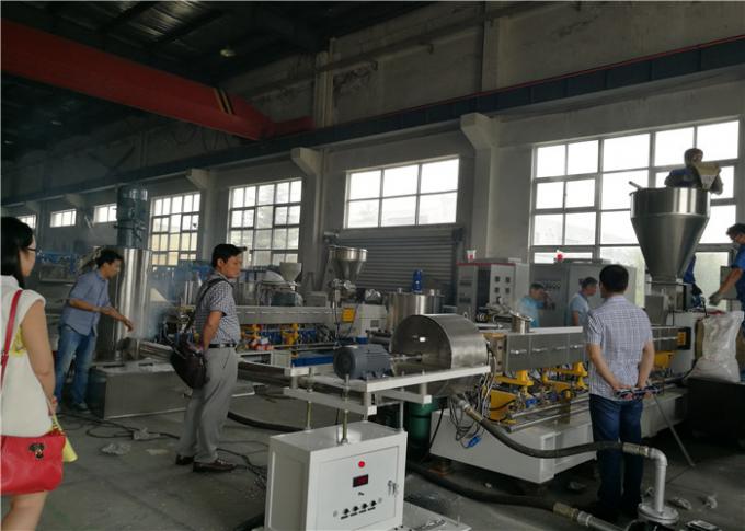 Aqua Ring Pelletizer Thermoplastic Extrusion Machine W6Mo5Cr4V2 71mm Screw Diameter