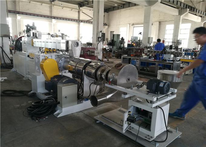 Double Stage Plastic Extrusion Machine For Pvc Pellets 400-500kg/H Capacity