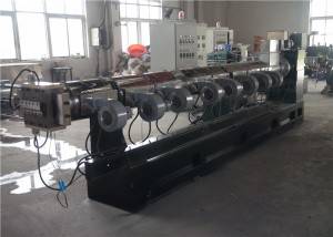 Makineria e granulatorit të riciklimit të plastikës 50-80 kg në orë Motor PID 25 kw