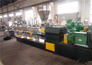 ដំណាក់កាលពីរ Carbon Black Filler Masterbatch Machine Water Ring វិធីកាត់ក្តៅ