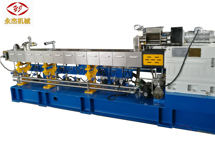 Vízgyűrűs vágó PE extrudáló gép, 2000kg/h kétcsavaros extruder 315kw