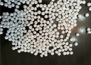 38CrMoAIA Ŝraŭbo Materialo Malŝparo Plasto Reciklado Pelletizing Maŝino 22KW Potenco