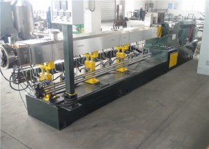 1000-2000kg في ڪلاڪ ماسٽر بيچ ٺاھڻ جي مشين، پلاسٽڪ Extruder Pelletizer
