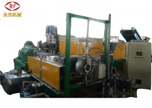 Kiekie Power132kw PE Extruder Mīkini, Plastic Granules Manufacturing Machine