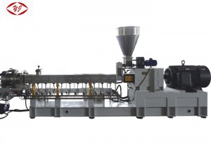 2500kg/h PE/PP со Caco3 Master Batch Mamchine воден прстен за пелетизирање машина 800rpm екструдер со двојна завртка