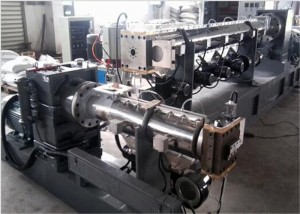 Гранулатор за подводно рязане на пластмасово фолио, машина за екструдиране на PE PP 132kw