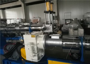 PE PP Ibara ry'umukara Masterbatch Umusaruro Twin Screw Extruder 315kw