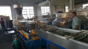 Horizontal PE Pelletizing Machine , Plastic Reprocessing Machine 250kw Simba