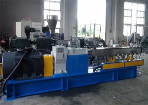 50–80 kg / H plastikinis ekstruderis PET granuliavimo mašinos vandens gijos tipas