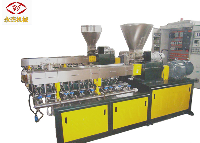 Water Strand Plastic Pelletizing Machine For PPS + Glass Fiber 39.6mm អង្កត់ផ្ចិតធុង