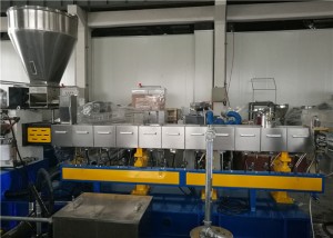 High Speed ​​Clear PET pelletizing Machine 62.4mm Skrúfa þvermál slitþol