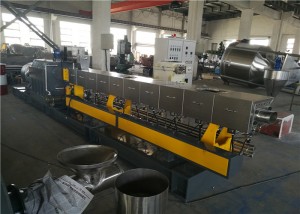 PE PP Black Color Masterbatch Production Twin Parafujo Extruder 315kw