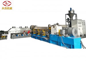 Alta Efikeco PE Pelletizing Maŝino , PET Extruder Machine Unu Jara Garantio