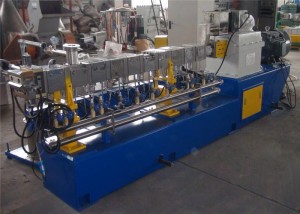 Ununura Ŝraŭba Extruder Plasta Peletiga Maŝino 200-300kg Je Horo YD150