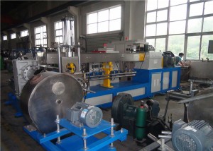 PVC Cable Material Pellet Extruder Machine , PVC Pelletizing Line Mababang Ingay