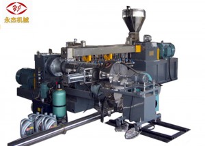 សម្ភារៈខ្សែ PVC Pellet Extruder Machine, PVC Pelletizing Line សំលេងរំខានទាប