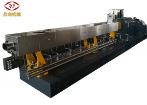 Höghastighets plaståtervinningsmaskinTwin Screw Plastic Extruder 250kw Power