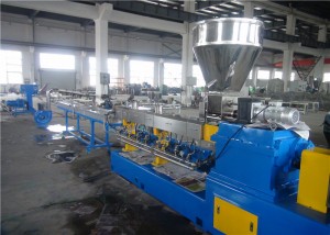 2000kg/h Lile Asọ PVC Granules Machine Double Stage Extruder PVC Pelletizing Machine 350kw Motor