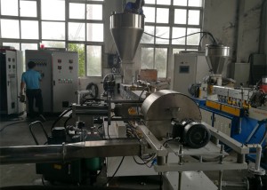 Mataas na Output na Plastic Granulator Machine, AC Motor Double Screw Extruder Machine